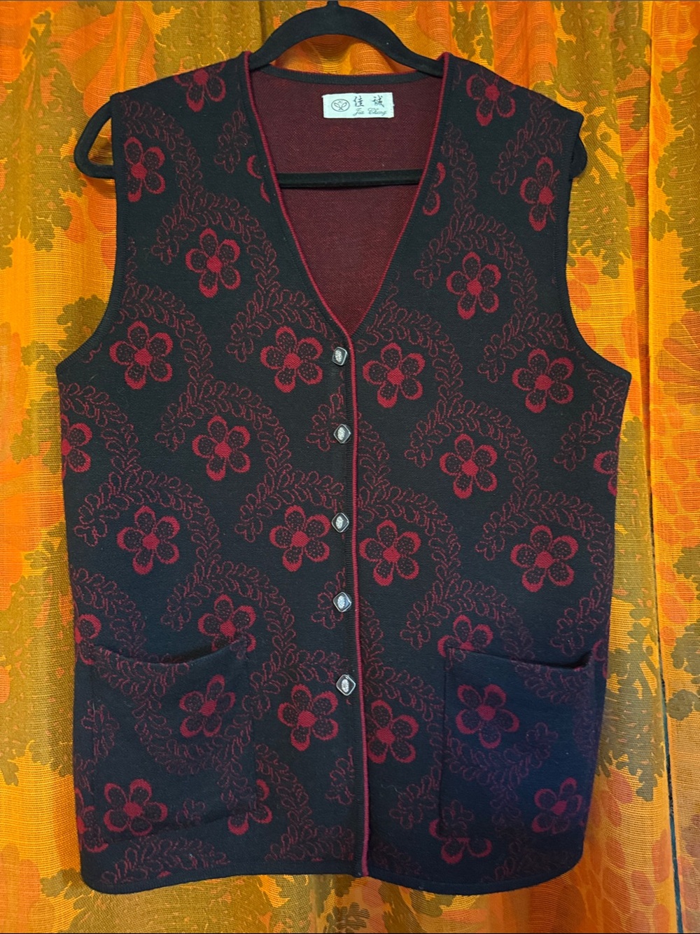 Vintage Sleeveless Knit Vest - Black & Burgundy Floral